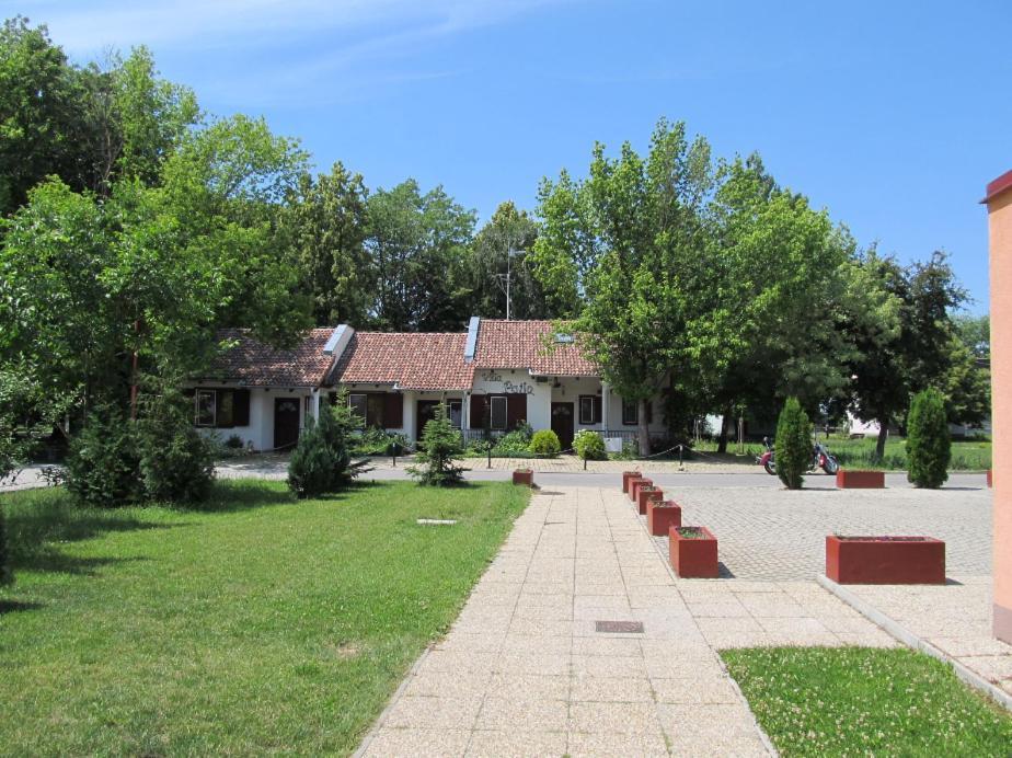 Villa Patio Exteriör bild
